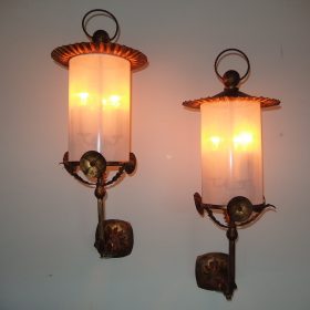 € 450,= (2 stuks) pair-wrought-iron-wall-lamps-with-leaf-gold-italy-50s