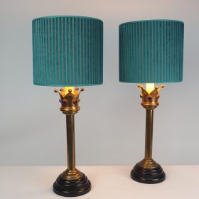€ 230,= (2 stuks) &<br>lampenkap 20 cm vanaf € 45,= p.stuk lamp-messing-and-crown-with-high-straight-model-lampshade