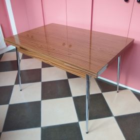 VERKOCHT tafel-uitschuifbaar-chroom-formica-houtprint-vintage-jaren-60-70