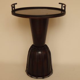 tafel-hout-djembe