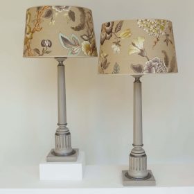 € 290,= (set van 2 stuks) &<br>lampenkap 35 cm vanaf € 75,= p.stuk set-lampen-hout-en-taupe-beschilderd-refurbished-taupe-jaren-50-met-lampenkappen