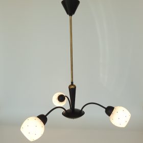 VERKOCHT hanglamp-messing-matglazen-kapjes-rode-stipjes-jaren-50-vintage