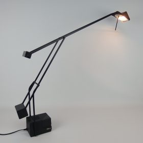 € 225,= tafellamp-fase-zwart-jaren-80-vintage